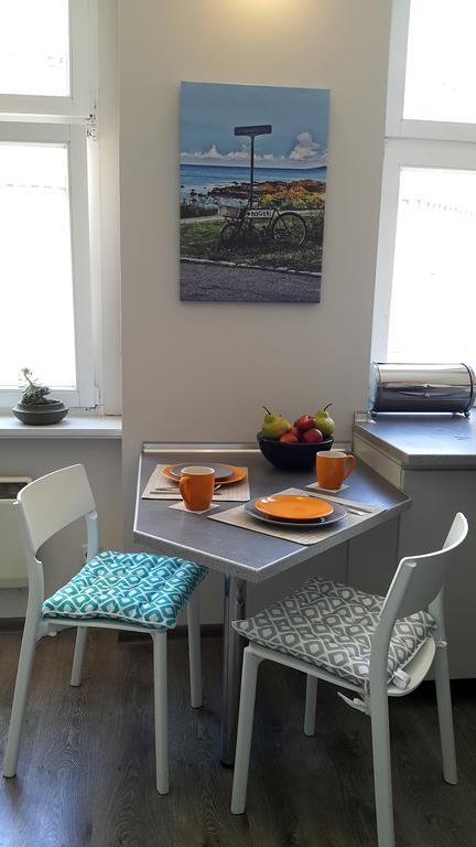Bluegrayorange Apartman Poznań Kültér fotó